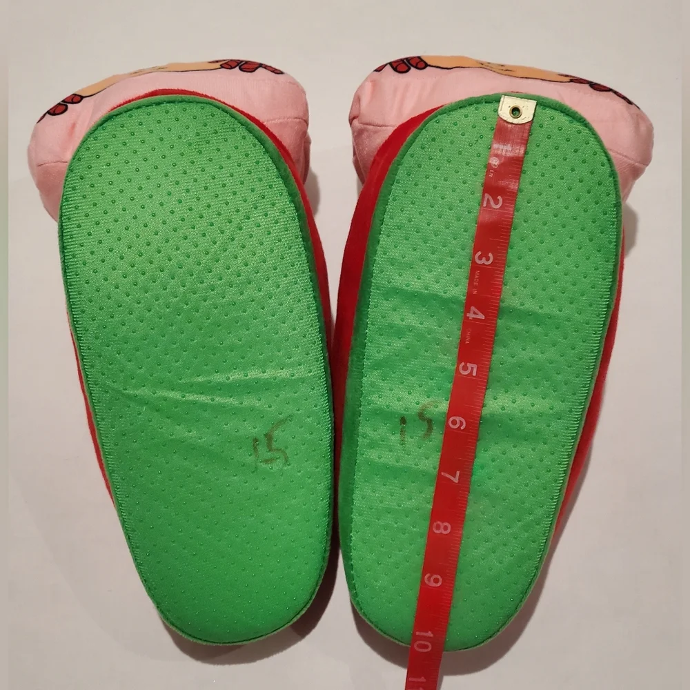 Strawberry Shortcake Character Slippere Youth XL Sz 4/5 Pink, Red And Green
